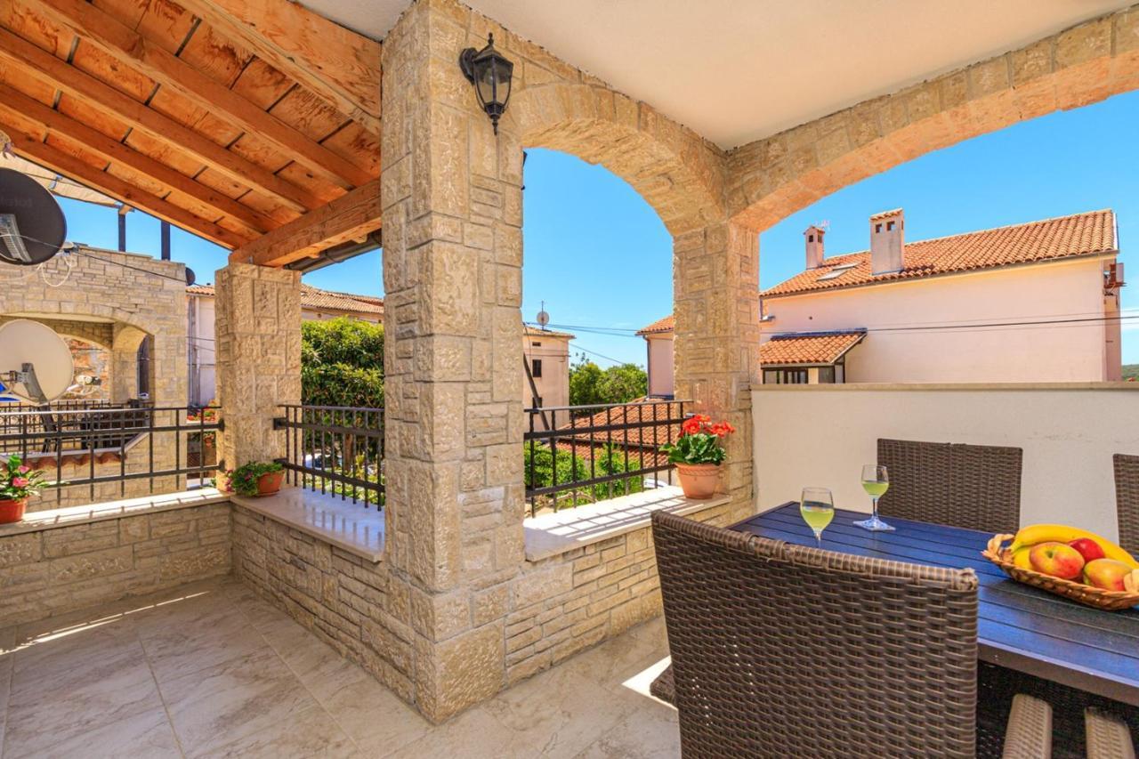 Apartments Mirjana Medulin Luaran gambar